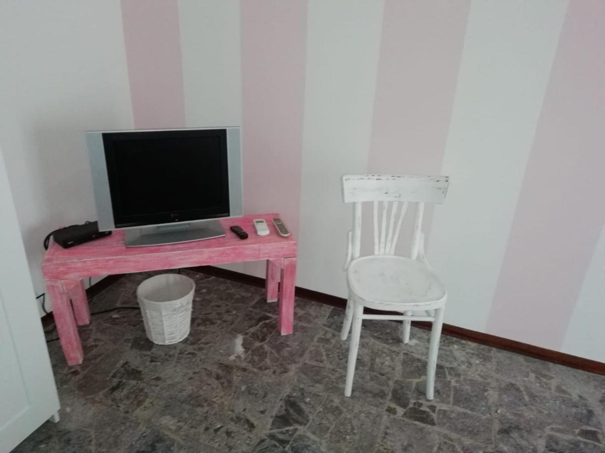 Good Morning Shopping Bed & Breakfast Serravalle Scrivia Exterior photo